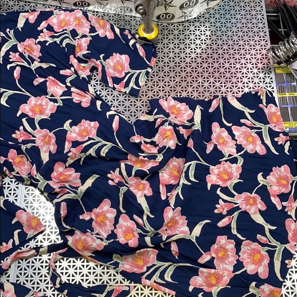 🔥ROXY PRIVY PLACES COVERUP🔥 - Picture 10 of 10